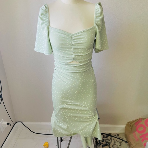 Womens dresses - Picture 1 of 15
